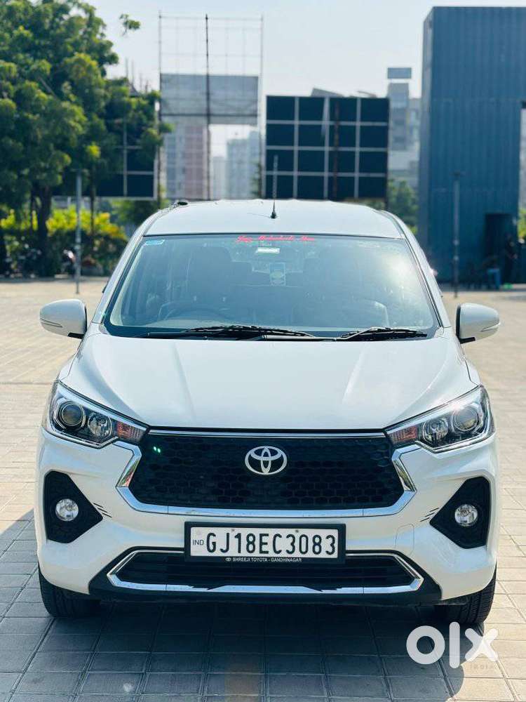 Toyota Rumion S Cng, 2024, Cng & Hybrids