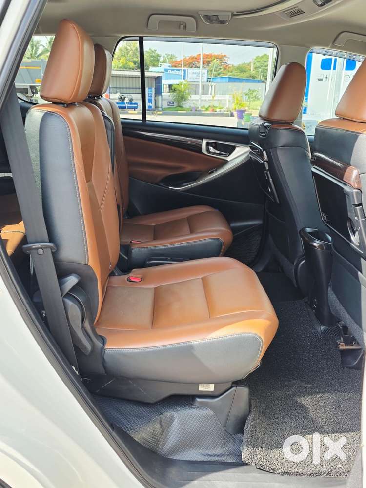 Toyota Innova Crysta 2.8z Automatic, 2021, Diesel