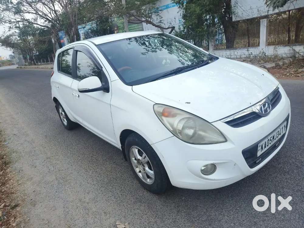 Hyundai I20 2010 Diesel 122000 Km Driven
