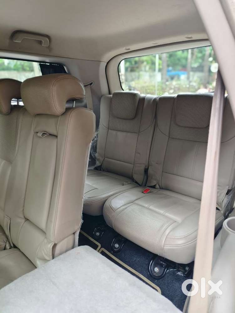 Mahindra Xuv500 W8, 2016, Petrol