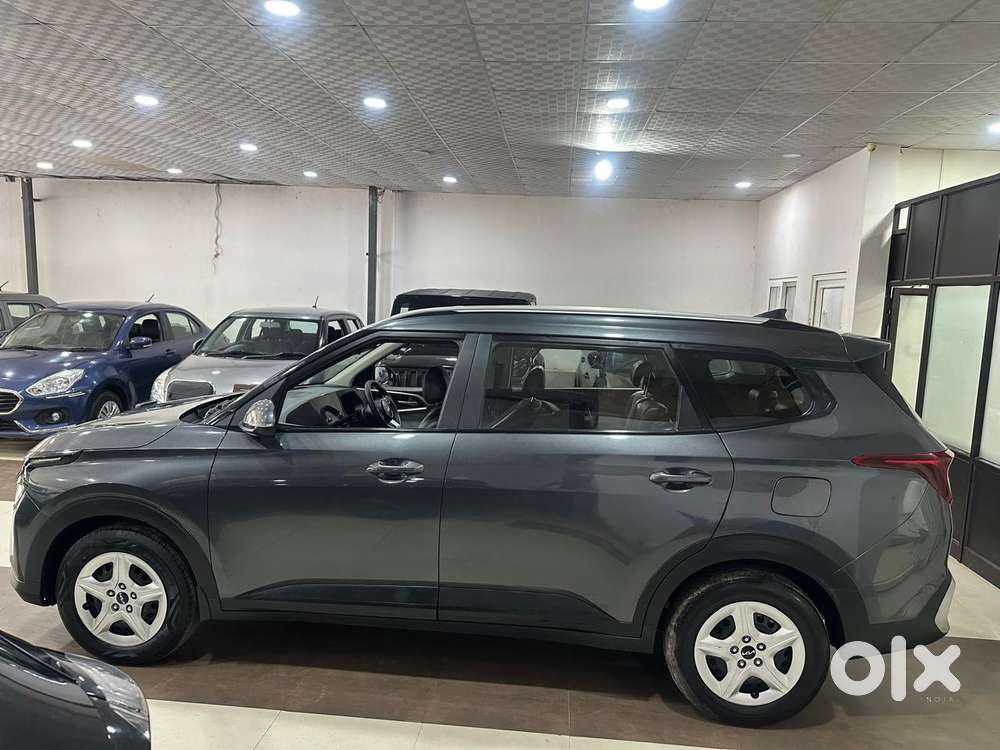 Kia Carens 1.4 Prestige Turbo 7 Str, 2022, Petrol