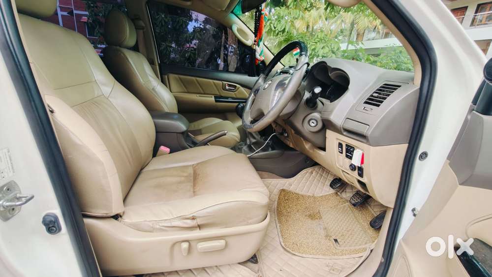 Toyota Fortuner [ ] 3.0 4x4 Mt, 2013, Diesel