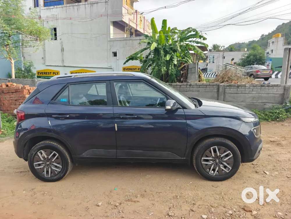 Hyundai Venue 2021 Diesel Manual