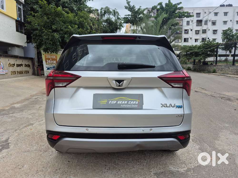 Mahindra Xuv700 Ax 5 Petrol Mt Str (e), 2022, Petrol