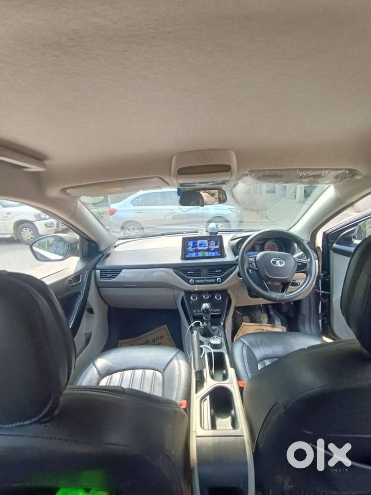 Tata Nexon Xm Mt