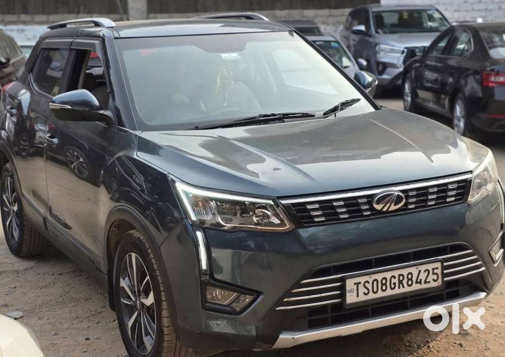 Mahindra Xuv300 W8 Amt Diesel, 2019, Diesel