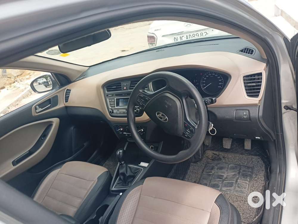 Hyundai I20 1st Owner Petrol 2016