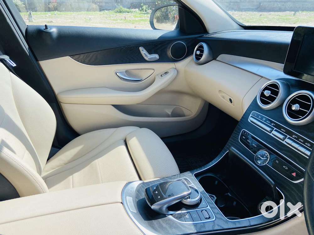 Mercedes-benz C-class C 200, 2019, Petrol