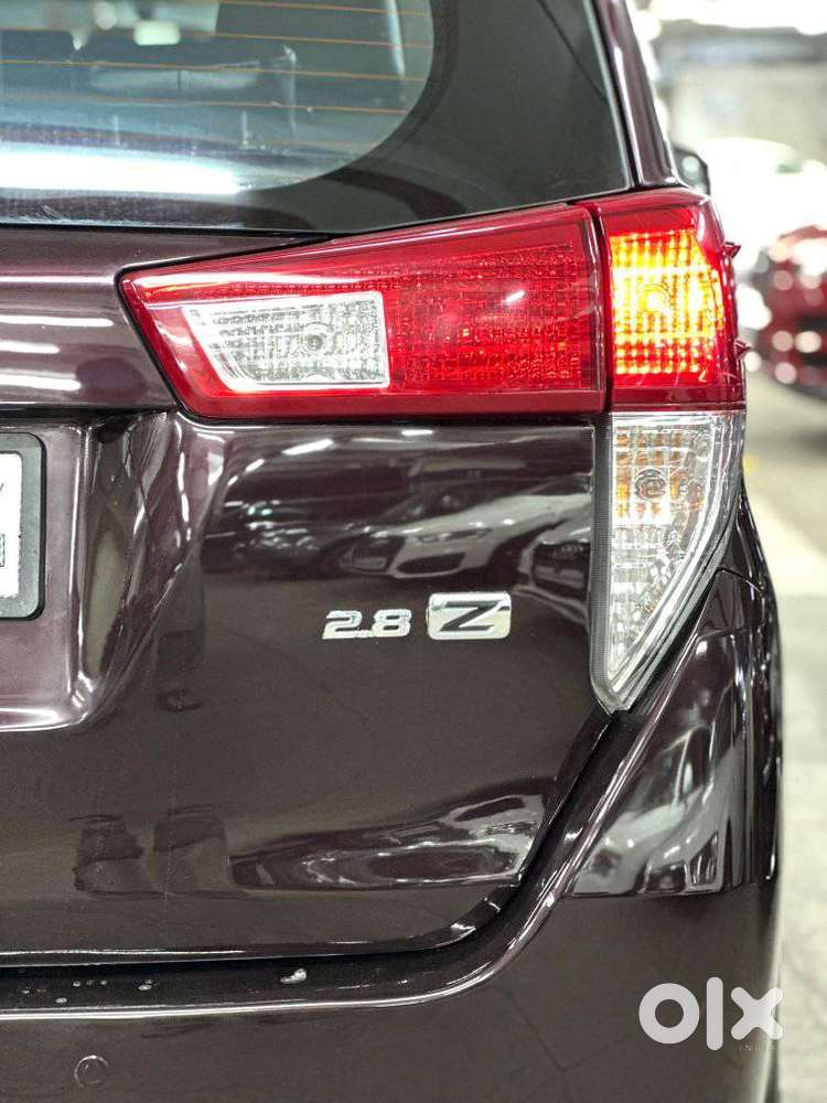 Toyota Innova Crysta 2.8 Gx At 8s, 2016, Diesel