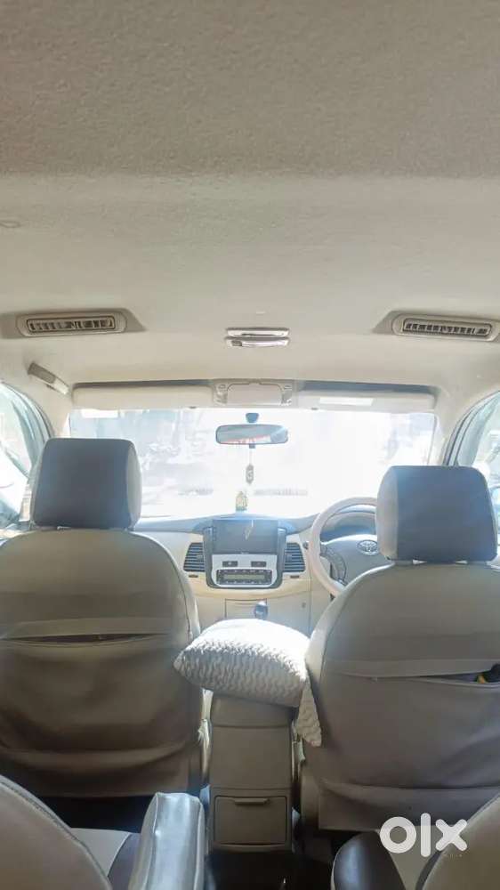 Toyota Innova 2009 Diesel 300000 Km Driven