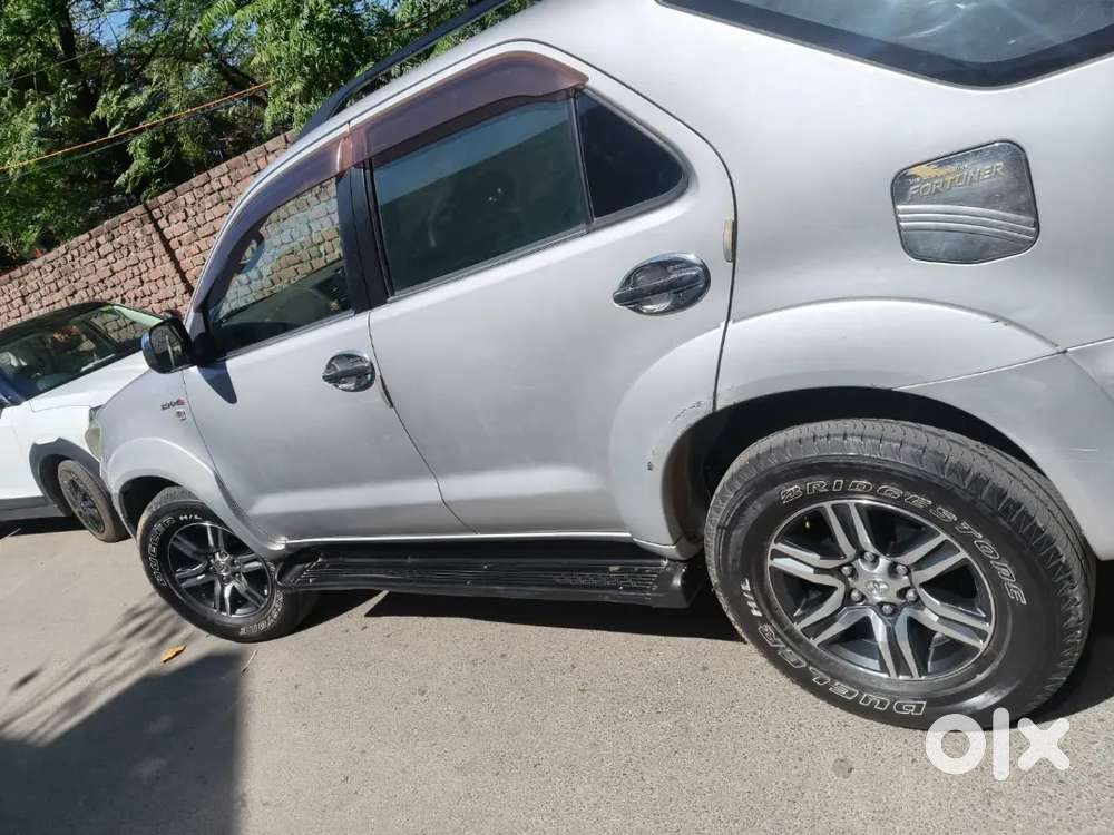 Toyota Fortuner 4×4 With Alloys 2012 Diesel Good Condition