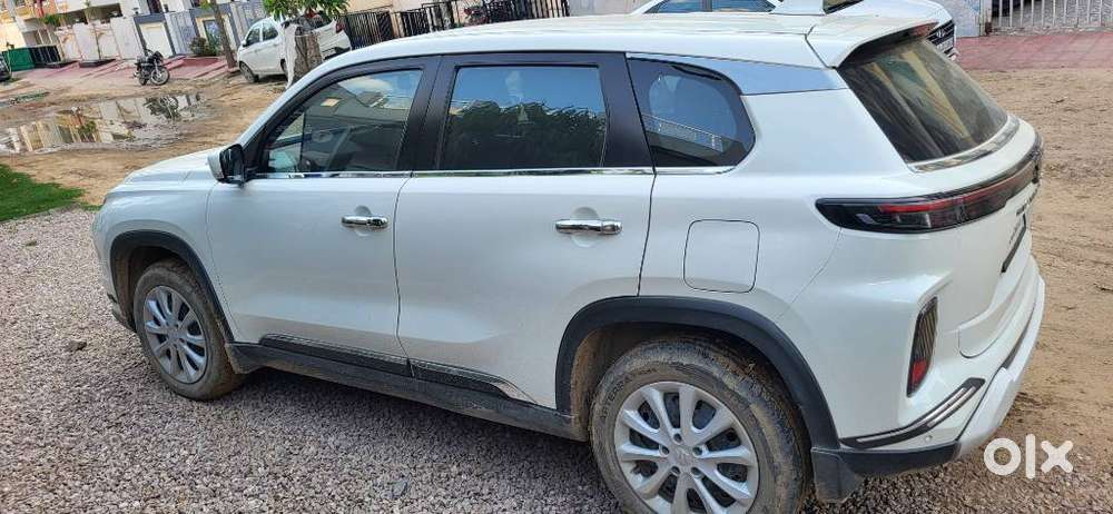 Maruti Suzuki Grand Vitara 1.5 Sigma Smart Hybrid, 2024, Petrol