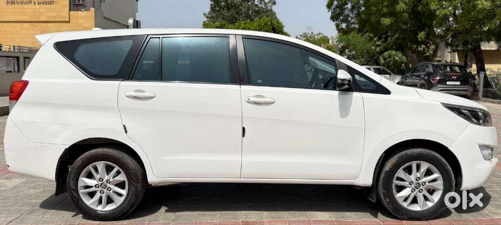 Toyota Innova Crysta 2.4 G Mt 8s, 2019, Diesel