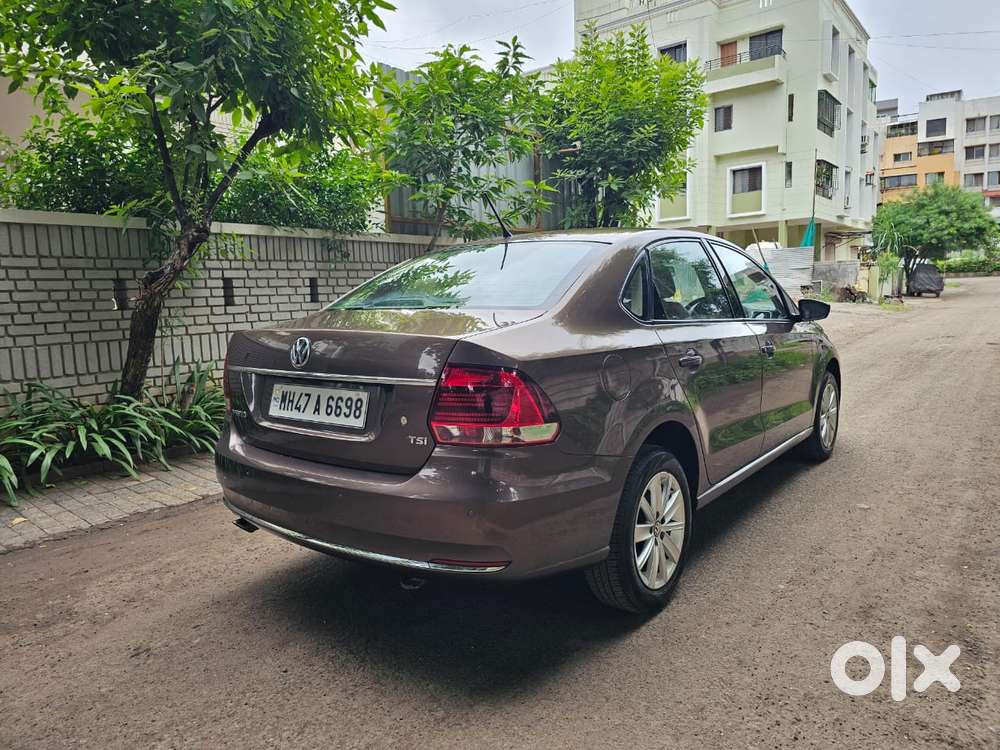 Volkswagen Vento 1.2 Tsi Highline Plus At, 2015, Petrol