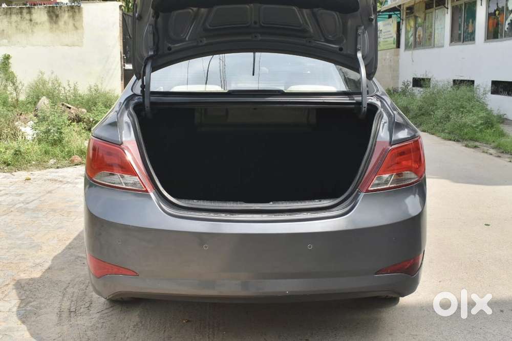 Hyundai Verna 2015-2016 1.6 Vtvt At S Option, 2015, Petrol