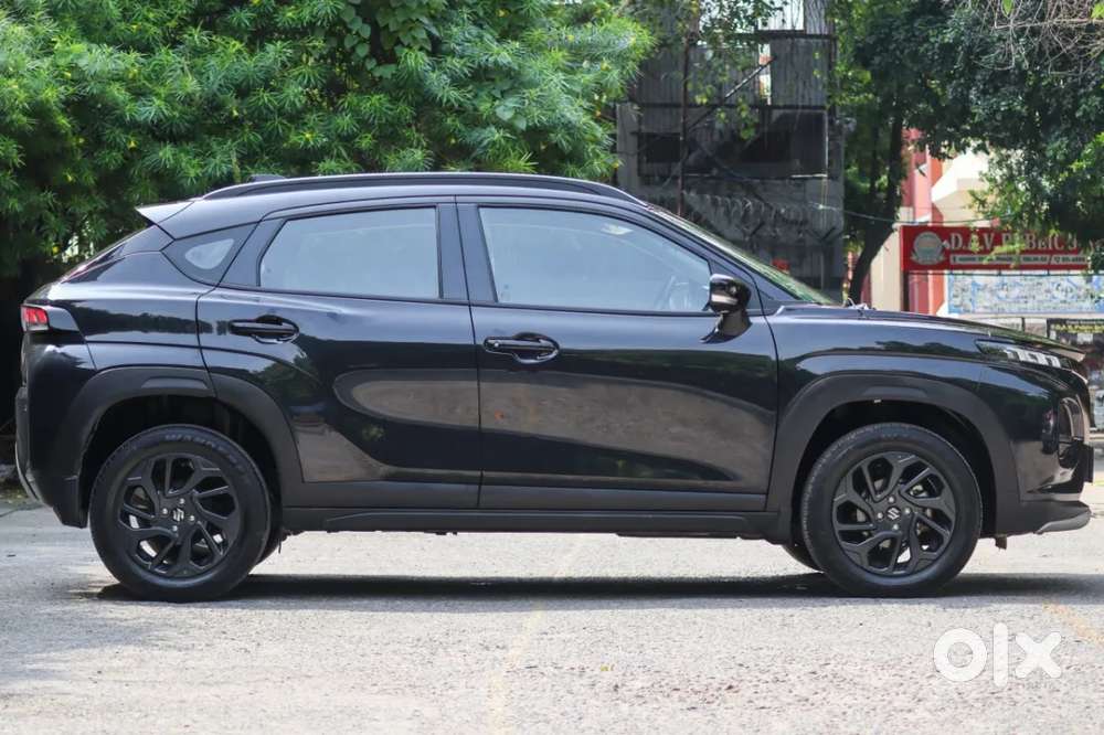 Maruti Suzuki Fronx Delta Plus 1.2l Mt, 2025, Petrol