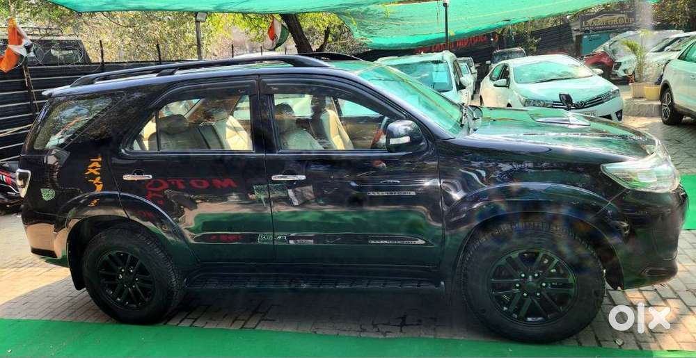 Toyota Fortuner 2011-2016 4x2 Manual, 2013, Diesel