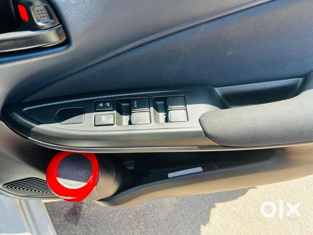 Maruti Suzuki Baleno 2024 Petrol Well Maintained