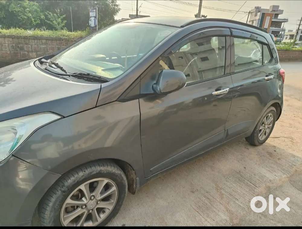 Hyundai Grand I10 2016,single Hand, Employe Vehicle,fancy Number 8888