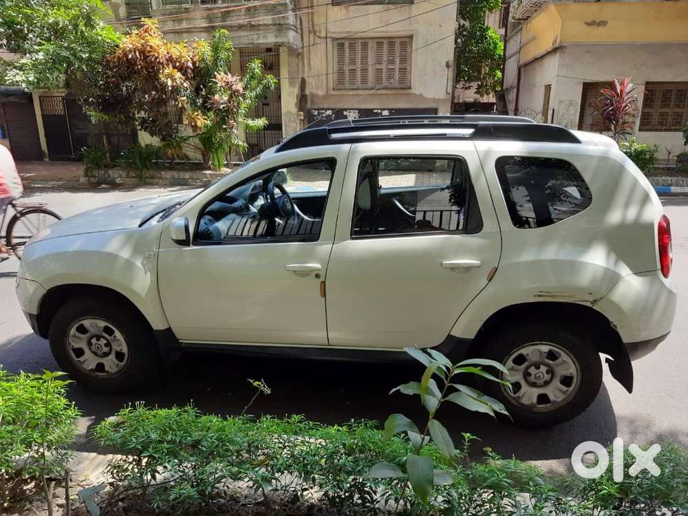 Owner Driven Duster Petrol 2013 Tax Upto 2028 In Good Condition
