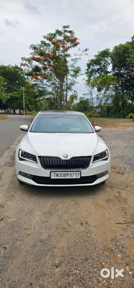 Skoda Superb L&k 2018 Diesel Automatic