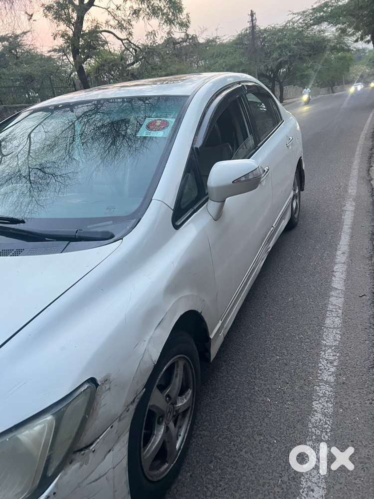 Honda Civic 1.8 V 2011