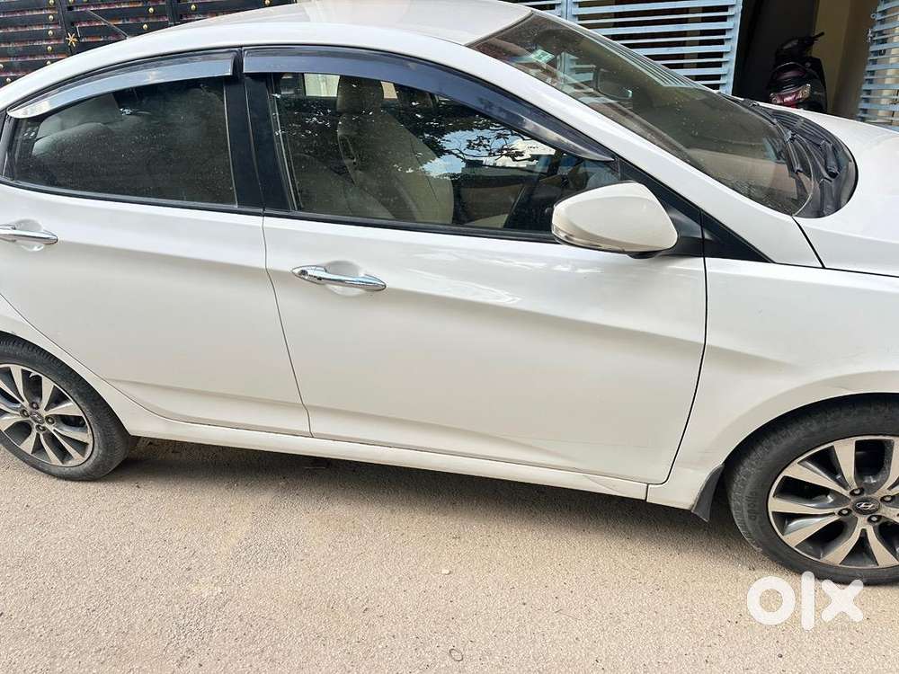 Hyundai Car 2015 Petrol