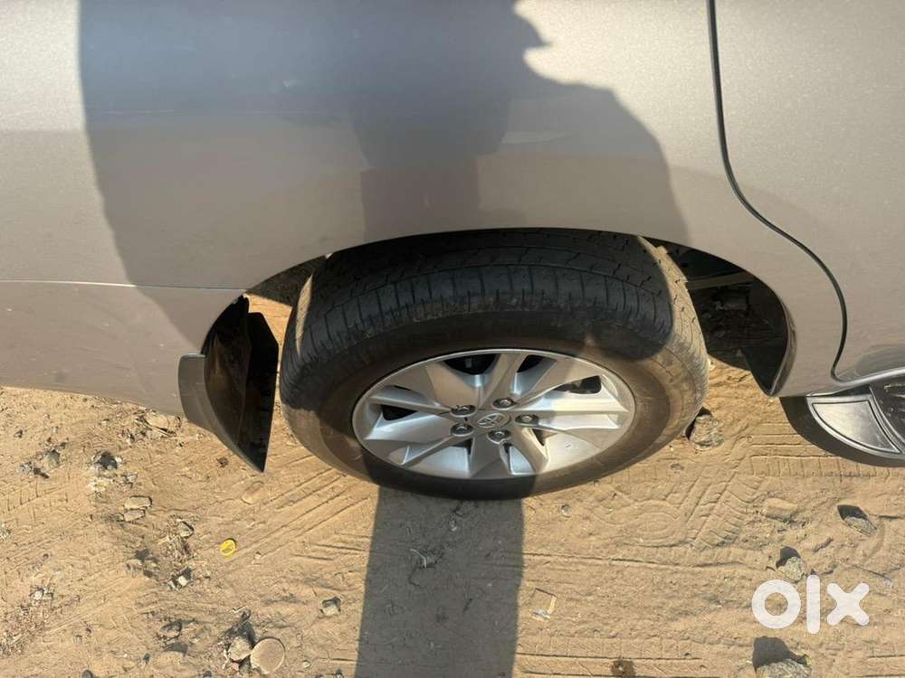 Toyota Innova Crysta 2023 Diesel 65000 Km Driven