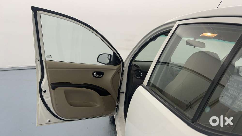 Hyundai I10 Sportz 1.1 Irde2, 2015, Petrol