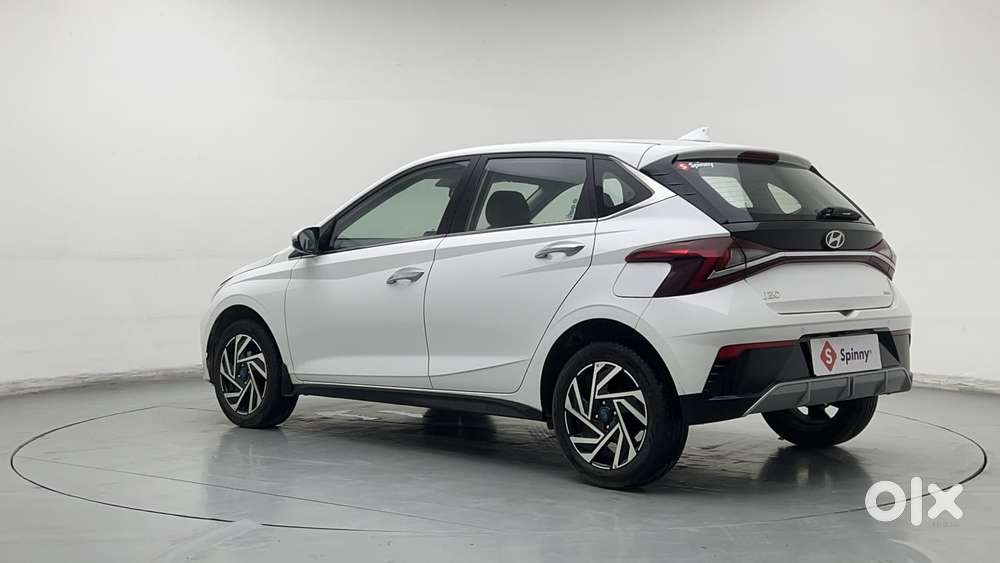 Hyundai New I20 1.2 Asta (o) Ivt, 2024, Petrol