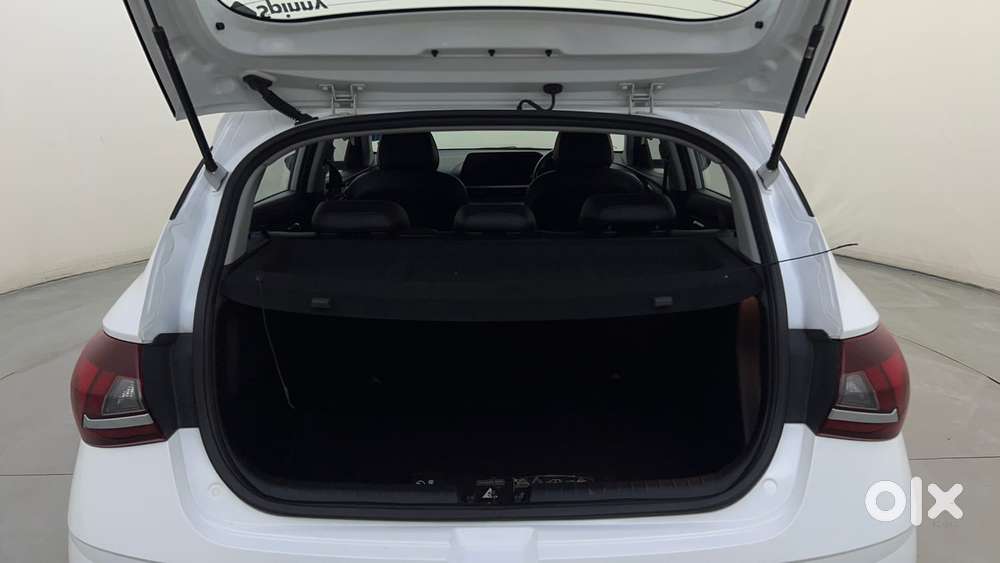 Hyundai New I20 1.0 Asta (o) Turbo Dct, 2023, Petrol