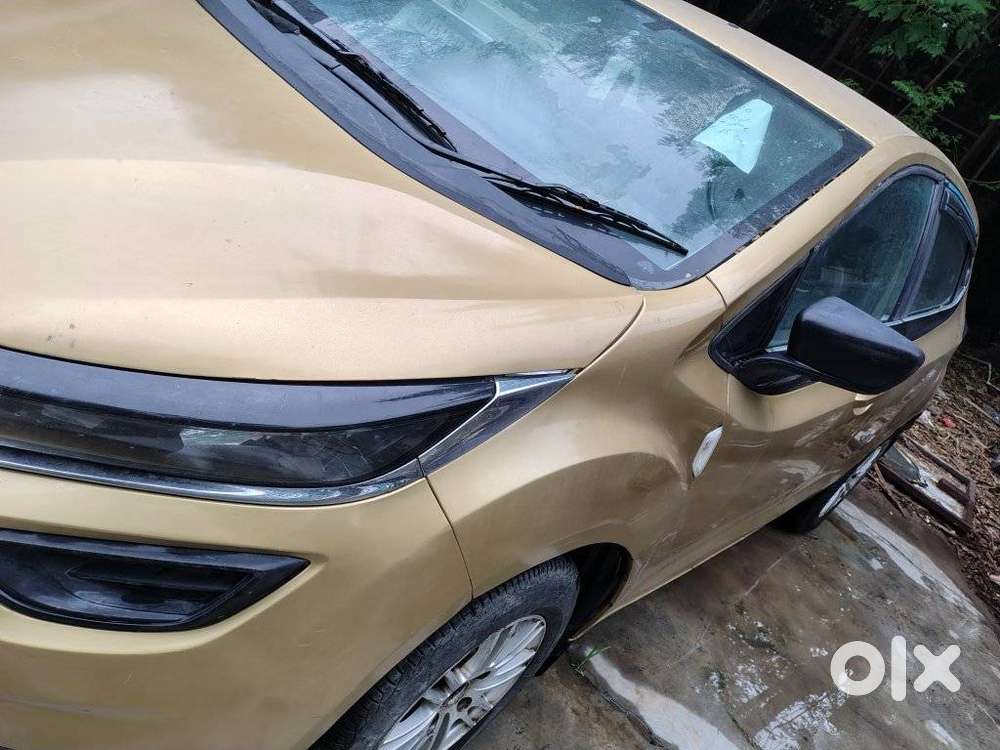Tata Altroz 1.2 Xe Rhytm Petrol, 2020, Petrol