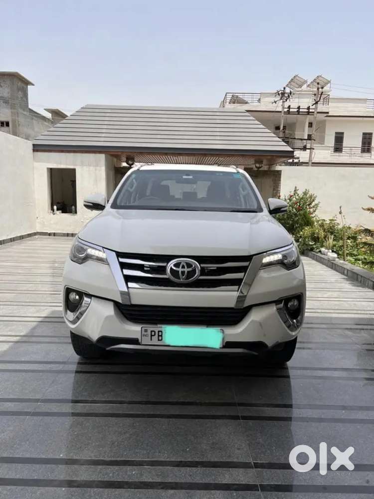 Toyota Fortuner Diesel At 2017 Model