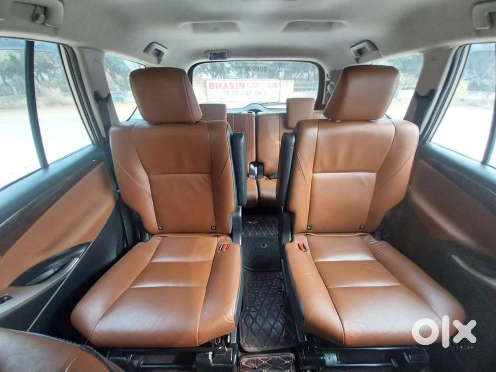 Toyota Innova Crysta