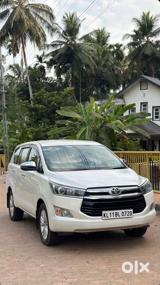 Toyota Innova Crysta 2018 Diesel 58000 Km Driven