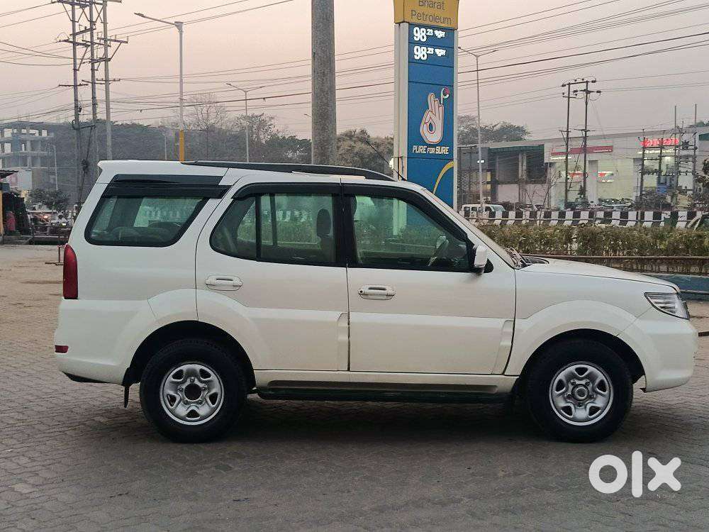 Tata Safari Storme Lx, 2014, Diesel