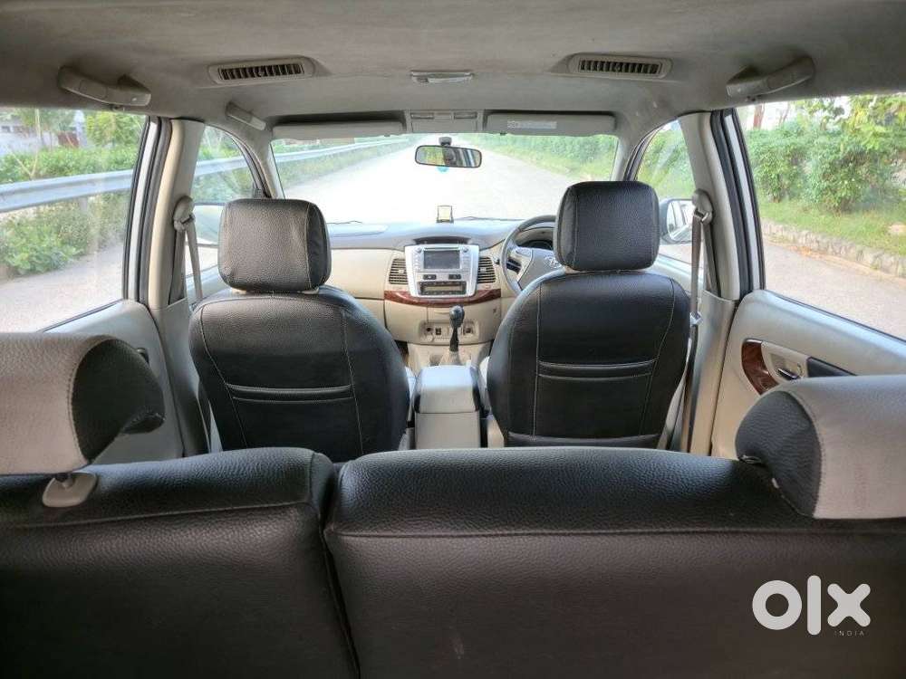 Toyota Innova 2.5 Vx 7 Seater Bs Iv, 2013, Diesel