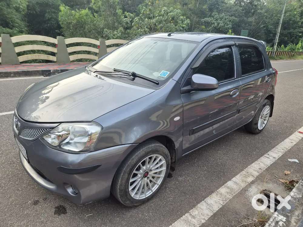 Toyota Etios Liva 2016
