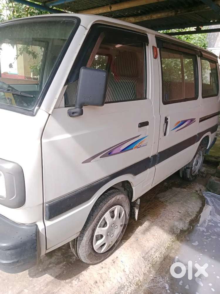 Maruti Suzuki Omni 8-seater 2010