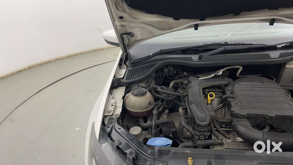 Volkswagen Vento Petrol Highline At, 2021, Petrol