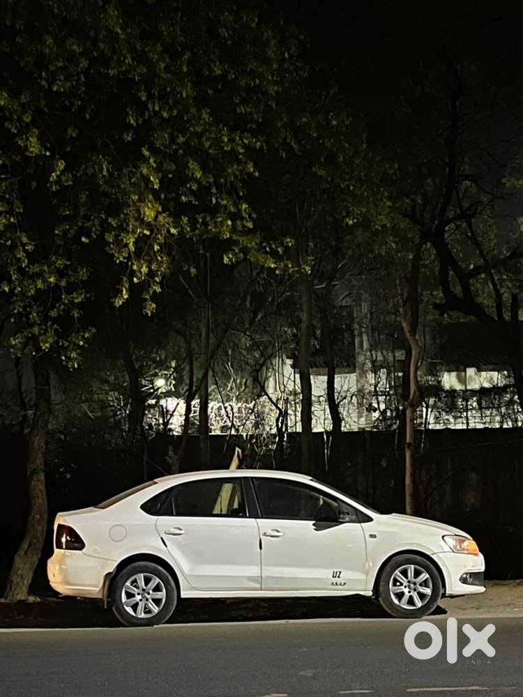 Volkswagen Vento Petrol 2011