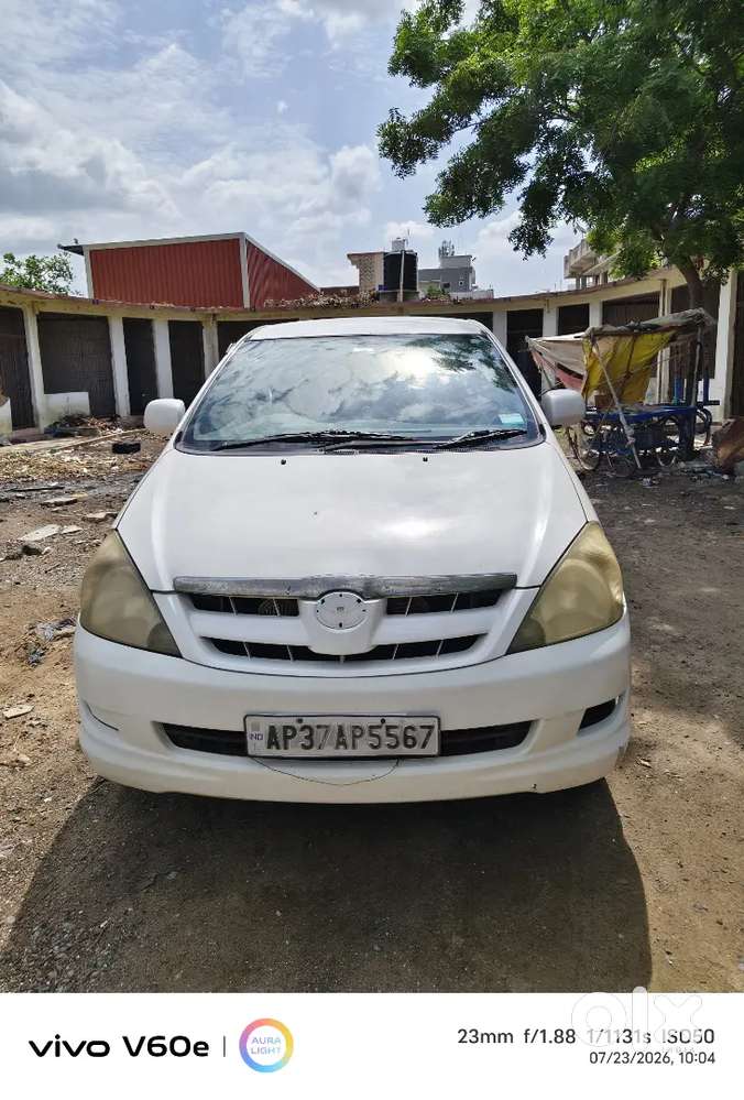 Toyota Innova Hycross Gx 2006