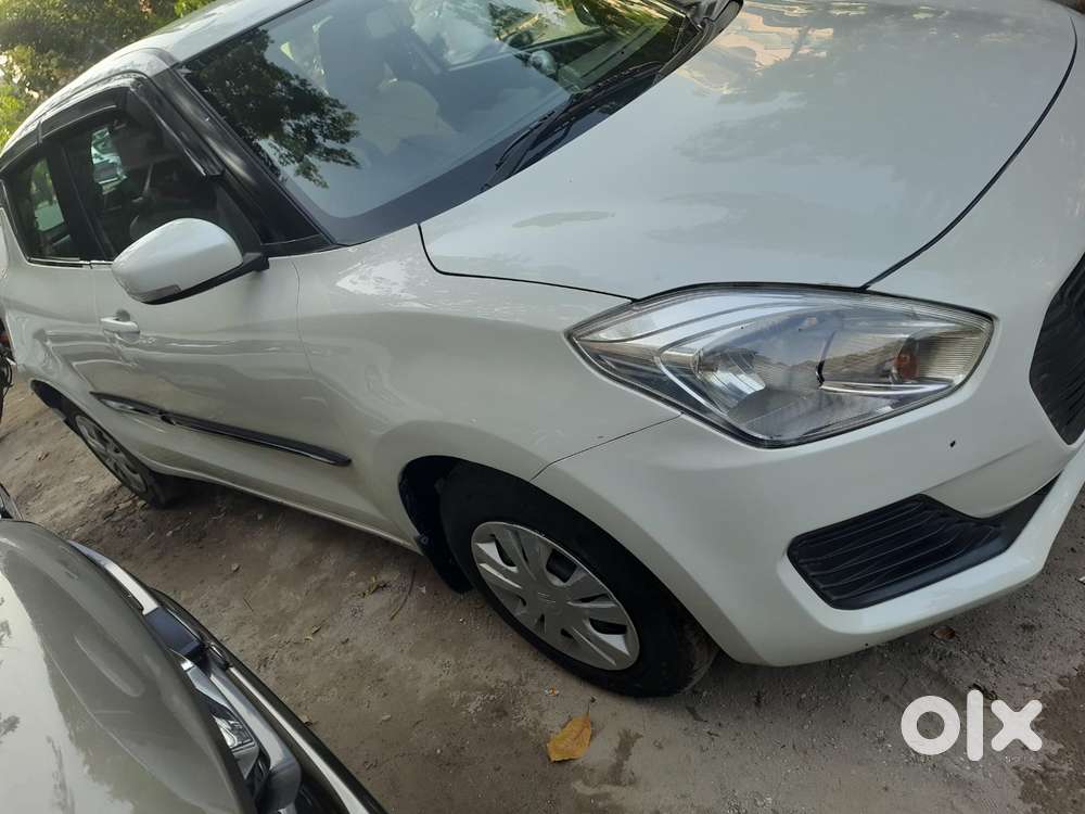 Maruti Suzuki Swift Vxi 1.2 Abs Bs-iv, 2018, Petrol