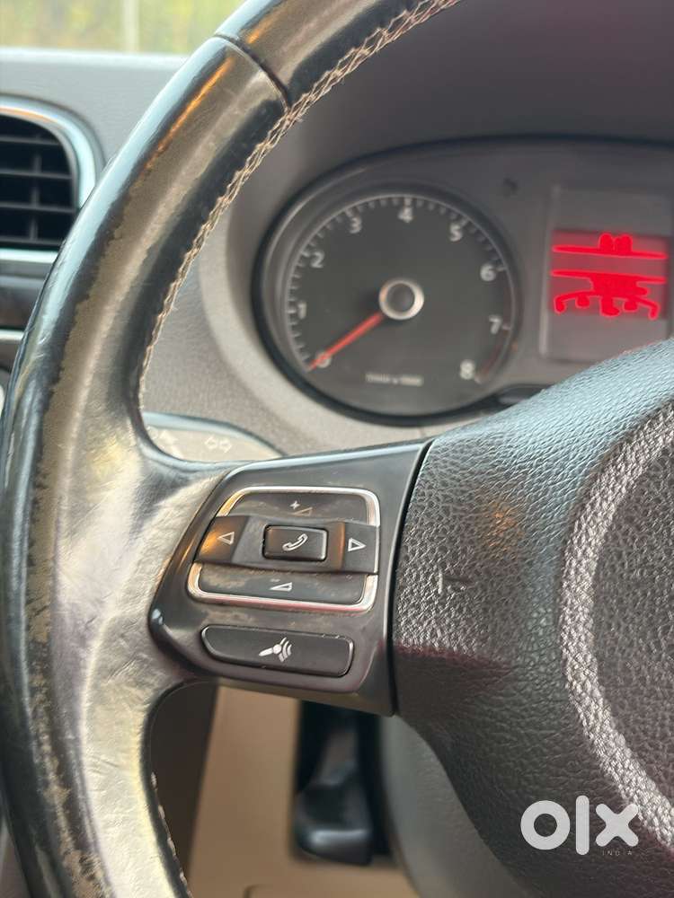 Volkswagen Vento 2010-2013 Petrol Highline, 2013, Petrol