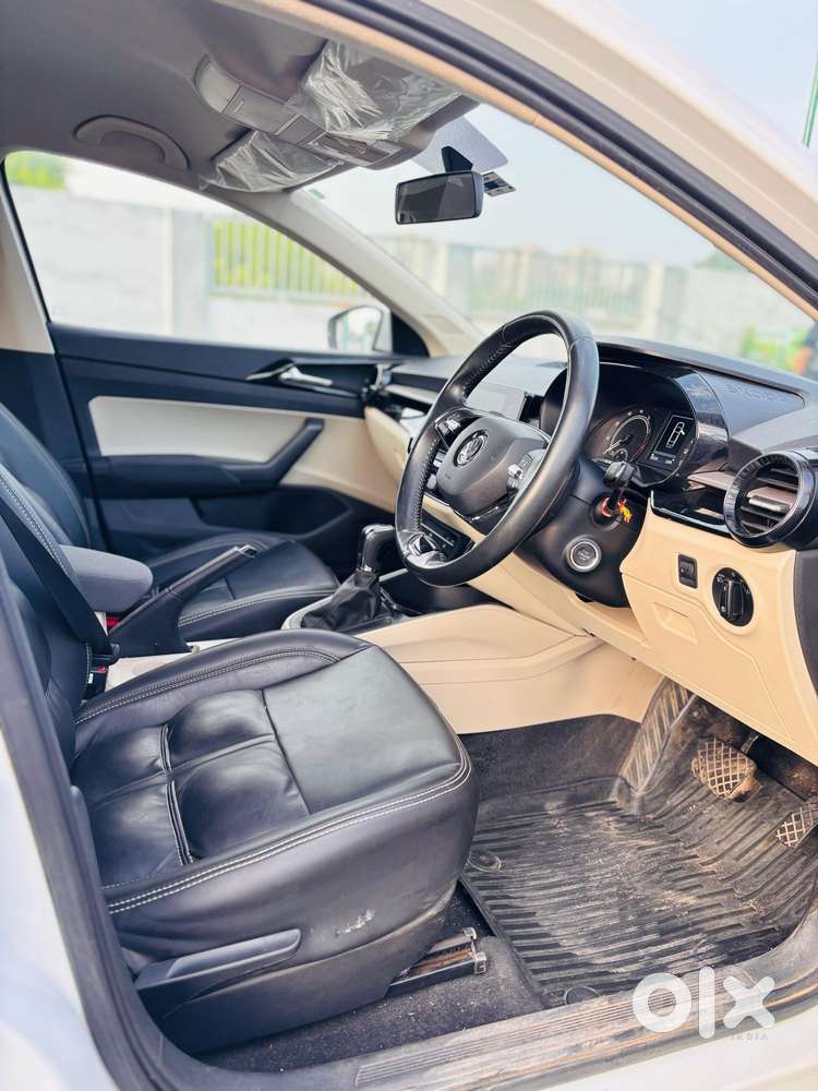 Skoda Slavia Ambition 1.0l Tsi At, 2024, Diesel