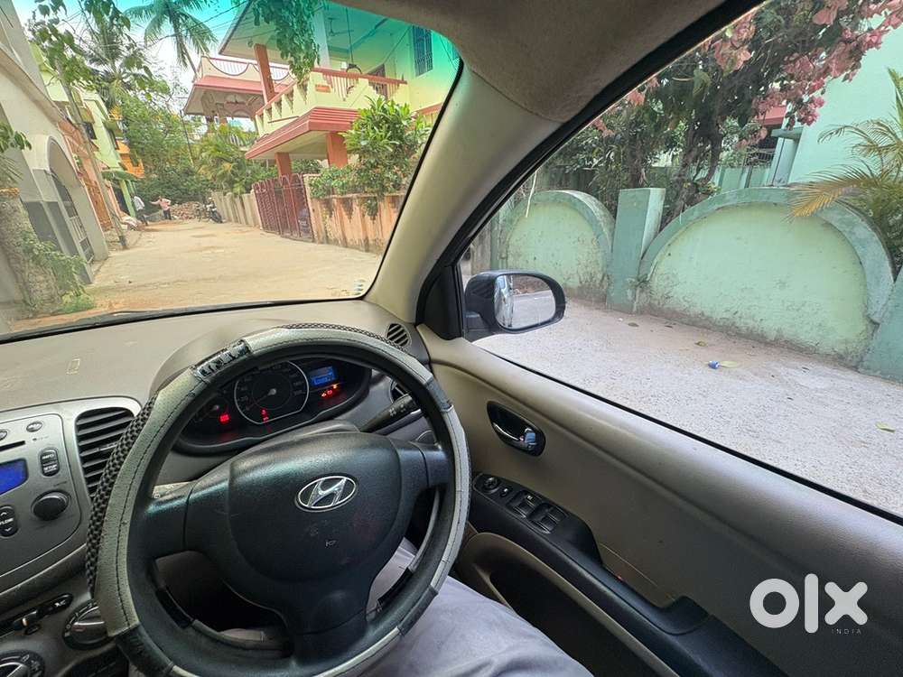 Hyundai I10 Sportz 2011