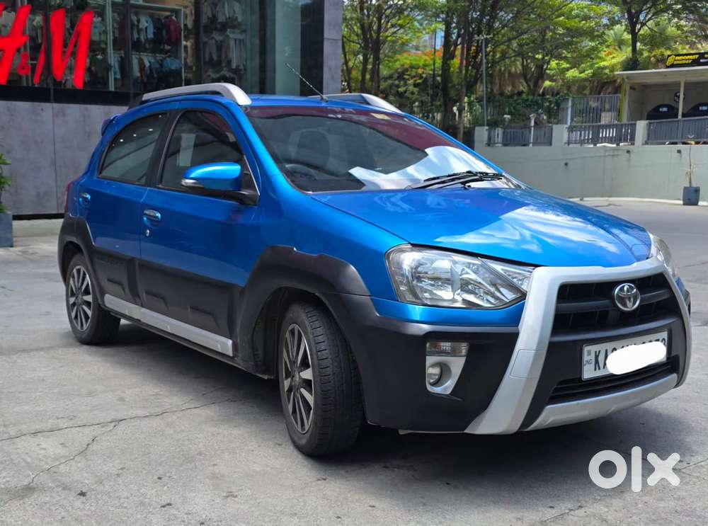 Toyota Etios Cross 1.5l V, 2014, Petrol