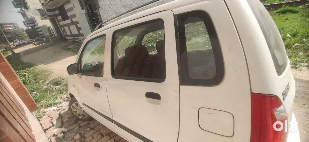 A Well Maintained Wagon R Extended Upto 2029