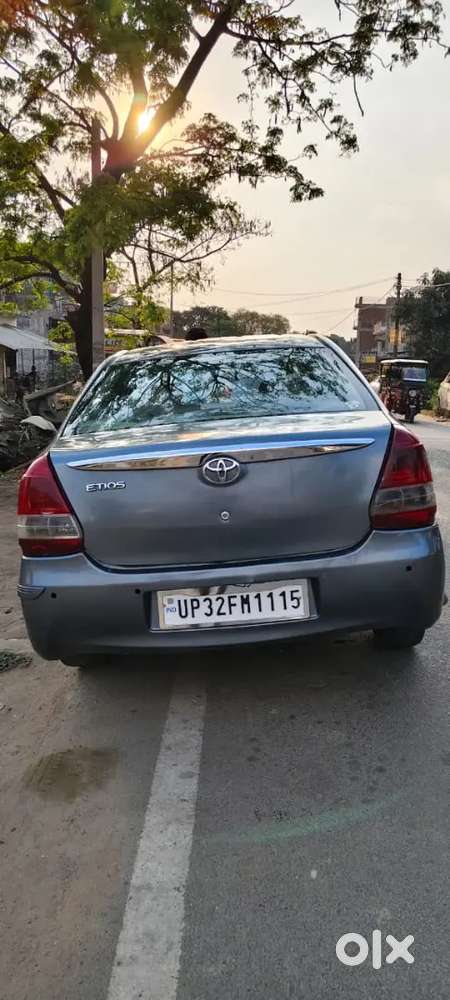Toyota Etios 2014 Diesel 175000 Km Driven