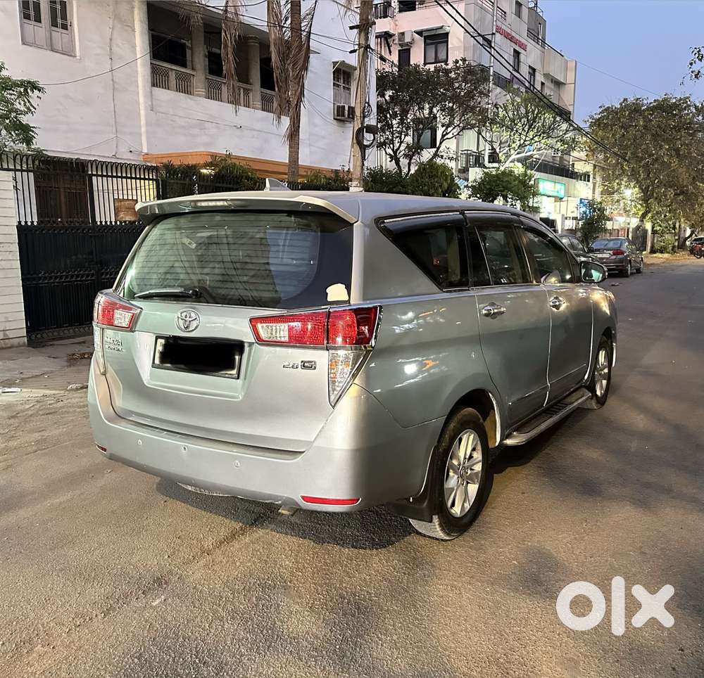 Toyota Innova Crysta